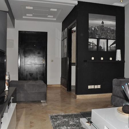 Val Fleuri Apartment With Balcony, Casablanca Exteriör bild