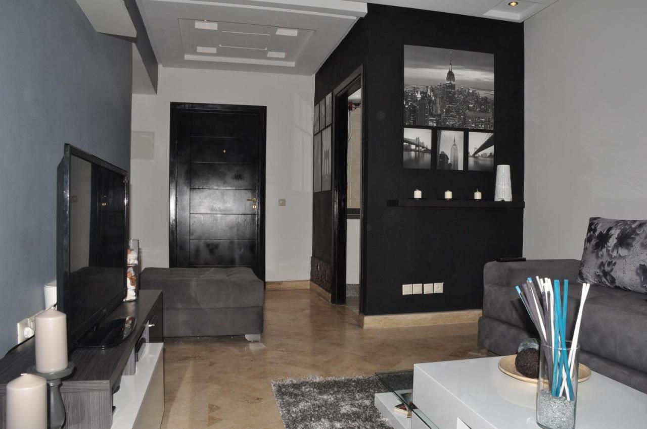Val Fleuri Apartment With Balcony, Casablanca Exteriör bild