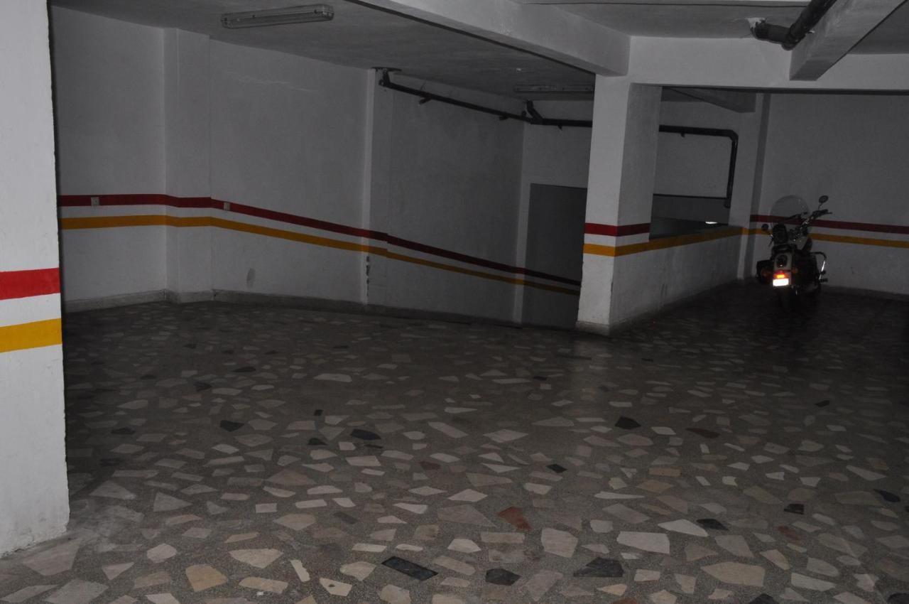 Val Fleuri Apartment With Balcony, Casablanca Exteriör bild